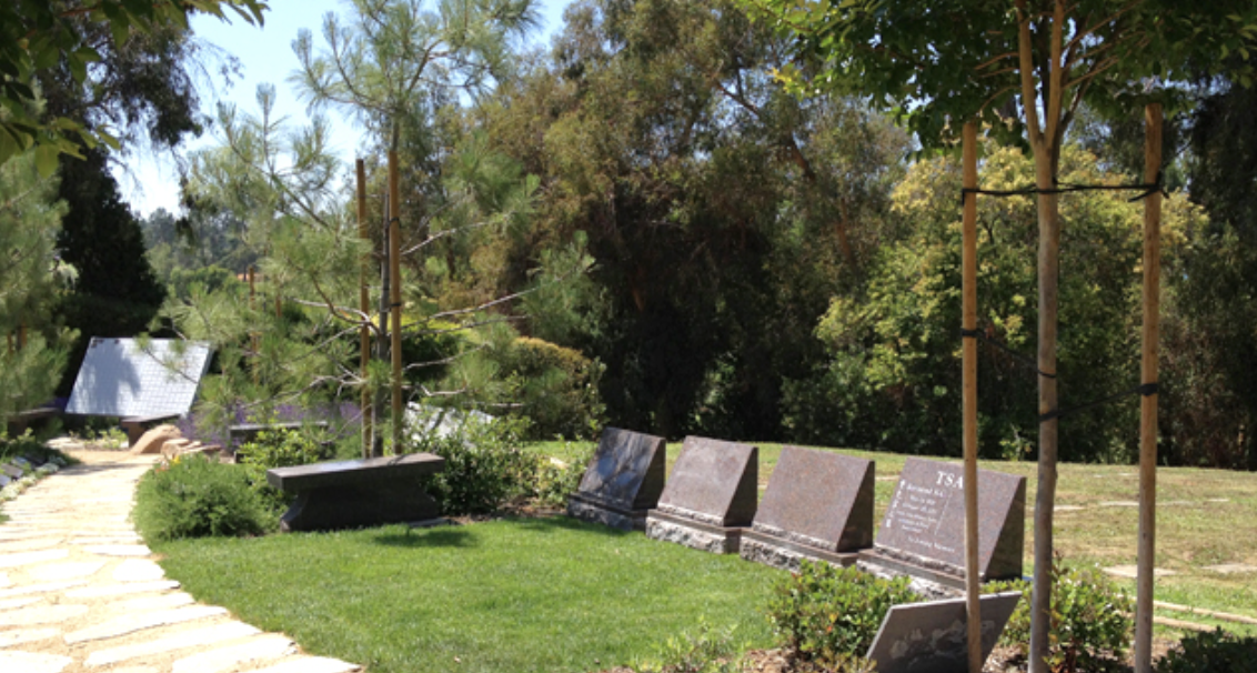 Garden memorial path